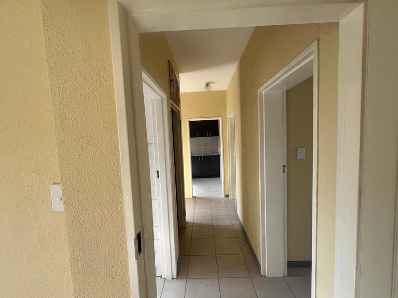To Let 2 Bedroom Property for Rent in Parow Western Cape